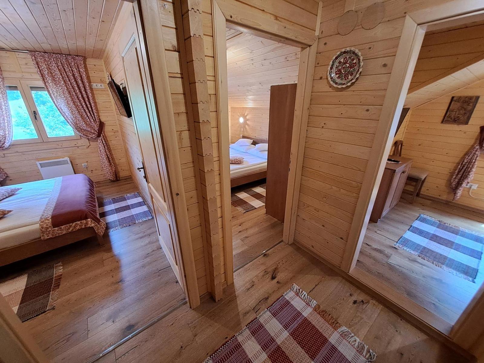 Nagy Lak Villa Sub Cetate Buitenkant foto