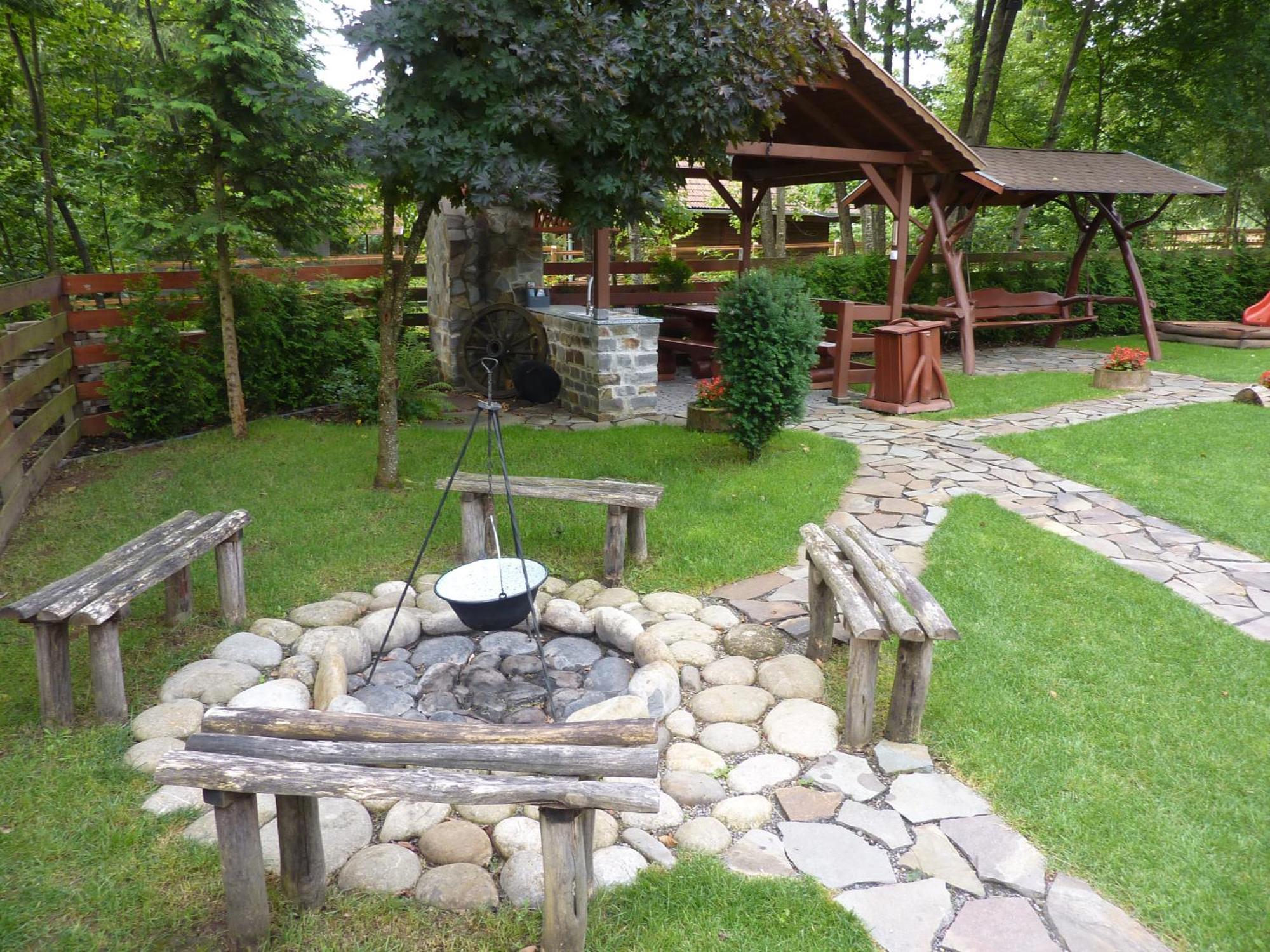 Nagy Lak Villa Sub Cetate Buitenkant foto